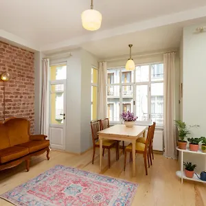 Appartement Lemon, Istanboel
